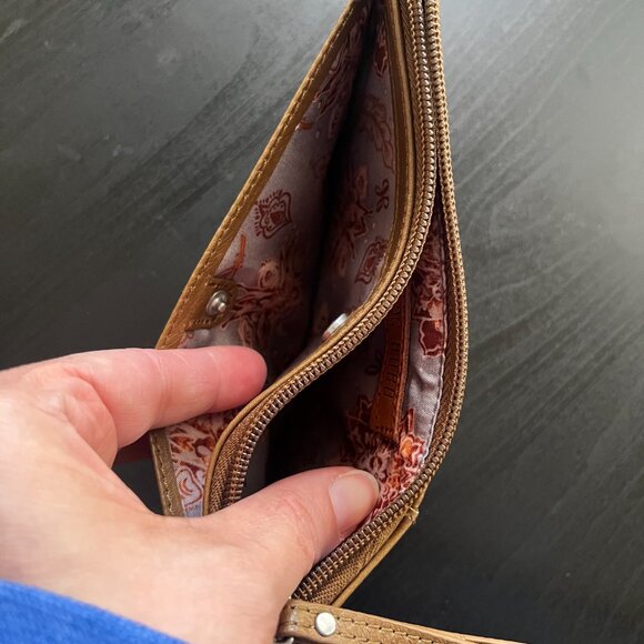 Hobo Card Wallet - Picture 4 of 4